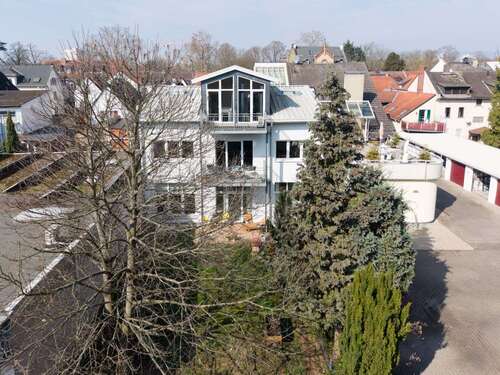 Foto - Haus zum Kaufen in Wiesbaden 1.390.000,00 € 472 m²