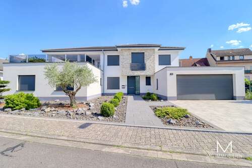 Foto - Haus zum Kaufen in Bruchmühlbach-Miesau Miesau 990.000,00 € 355 m²