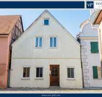 Haus zum Kaufen in Nördlingen 180.000,00 € 137.4 m²