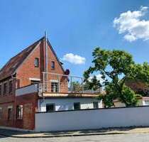 Haus zum Kaufen in Springe 629.000,00 € 263 m²