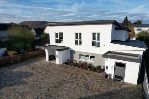 Foto - Wohnung zum Mieten in Lauenförde 900,00 € 119 m²