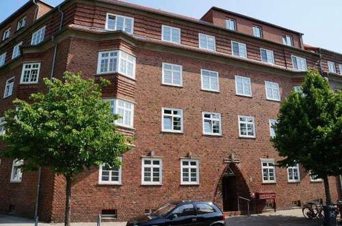 Foto - Wohnung zum Mieten in Schwerin 525,00 € 70.1 m²