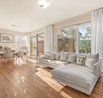 Haus zum Kaufen in Berlin 2.495.000,00 € 215 m²