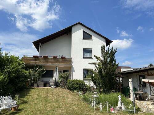 Foto - Haus zum Kaufen in Großwallstadt 450.000,00 € 150 m²