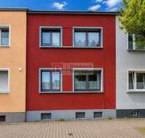 Haus zum Kaufen in Frankfurt am Main Dornbusch 699.000,00 € 110 m² - Frankfurt am Main / Dornbusch