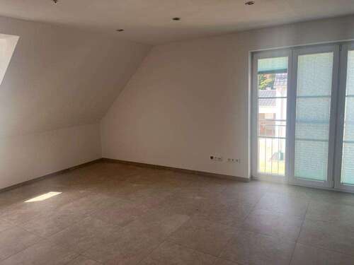 Foto - Wohnung zum Mieten in Langenbach 1.100,00 € 89 m²