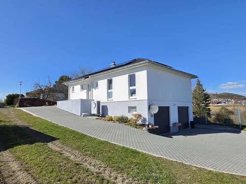 Foto - Haus zum Kaufen in Rödental 428.500,00 € 140 m²