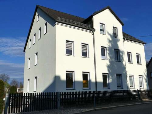 Foto - Wohnung zum Mieten in Gersdorf 300,00 € 57 m²