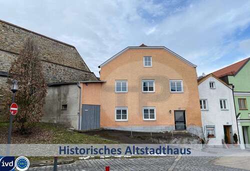 Foto - Haus zum Kaufen in Vilshofen 295.000,00 € 230 m²