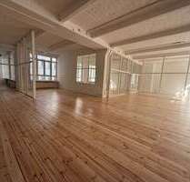 Wohnung zum Kaufen in Berlin 1.490.000,00 € 238 m²
