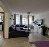 Haus zum Kaufen in Röttingen 290.000,00 € 110 m²