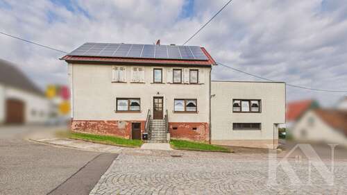 Foto - Haus zum Kaufen in Gersheim 199.000,00 € 245.28 m²