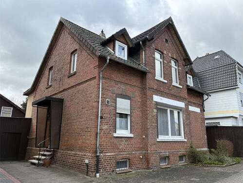 Foto - Haus zum Kaufen in Einbeck 175.000,00 € 137 m²