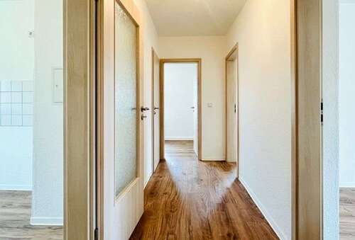 Foto - Wohnung zum Mieten in Freital 463,83 € 62.68 m²