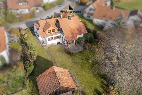 Foto - Haus zum Kaufen in Althengstett Neuhengstett 849.000,00 € 210 m²