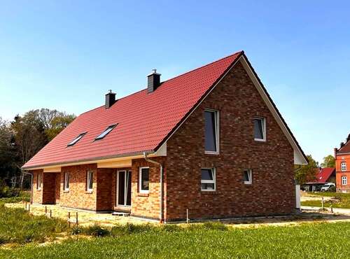 Foto - Haus zum Kaufen in Klausdorf 559.000,00 € 126 m²