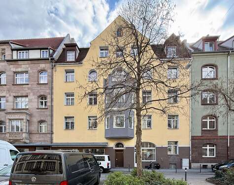 Foto - Haus zum Kaufen in Nürnberg 2.300.000,00 € 794.3 m²