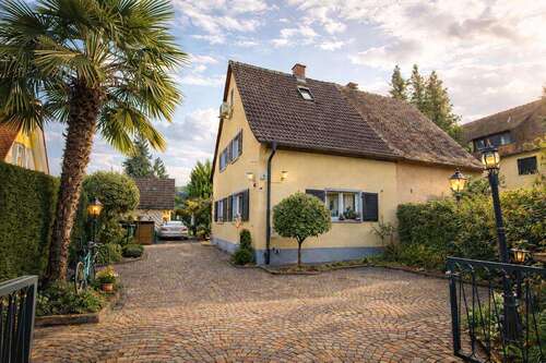 Foto - Haus zum Kaufen in Freiburg 870.000,00 € 156 m²