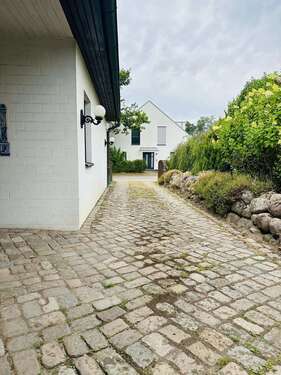 Foto - Haus zum Kaufen in Isernhagen 760.000,00 € 169 m²