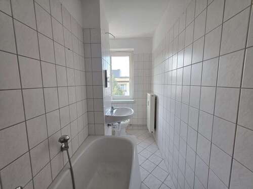 Foto - Wohnung zum Mieten in Magdeburg 393,18 € 65.53 m²