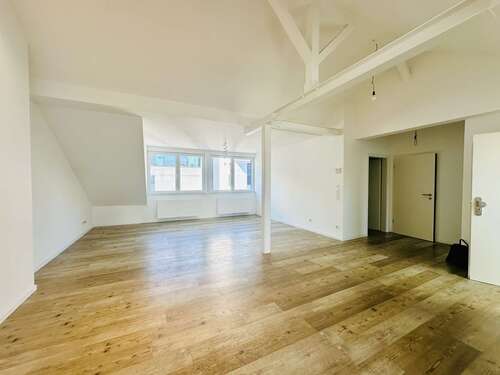 Foto - Wohnung zum Mieten in Düsseldorf 1.800,00 € 85 m²