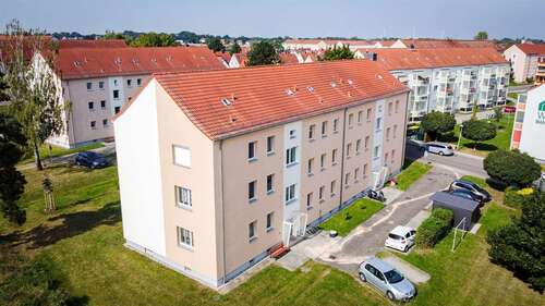 Foto - Wohnung zum Mieten in Groitzsch 420,00 € 64.87 m²