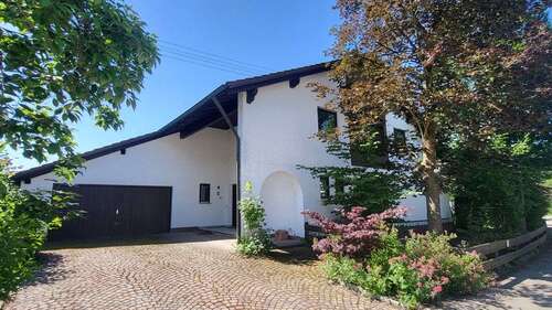 Foto - Haus zum Kaufen in Ichenhausen 520.000,00 € 170 m²