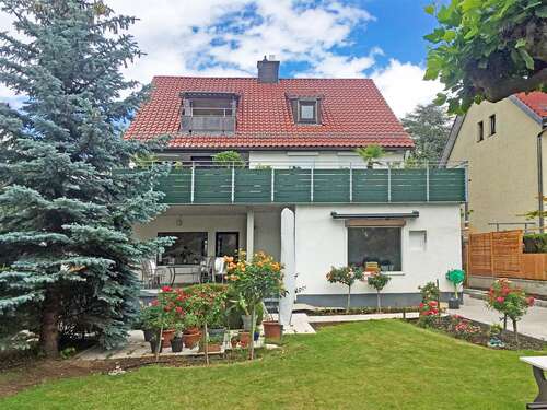 Foto - Haus zum Kaufen in Stuttgart 1.280.000,00 € 250 m²