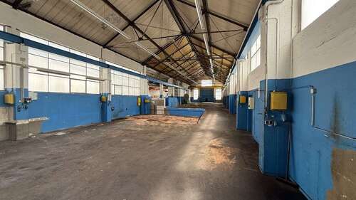 Foto - Halle in Solingen 875.000,00 € 1339.17 m²