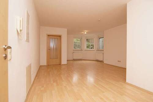 Foto - Wohnung zum Mieten in Roßtal 400,00 € 48 m²