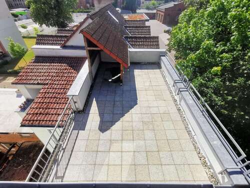 Foto - Wohnung zum Mieten in Weißenfels 892,00 € 134.45 m²