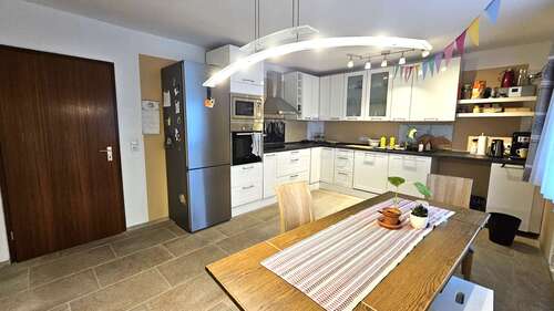 Foto - Haus zum Kaufen in Altdorf 590.000,00 € 203 m²