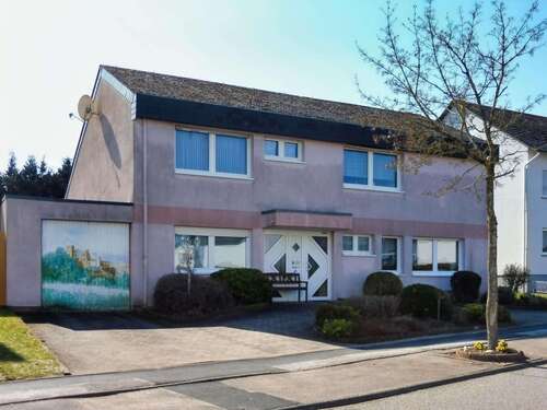 Foto - Haus zum Kaufen in Kastellaun 328.000,00 € 164 m²