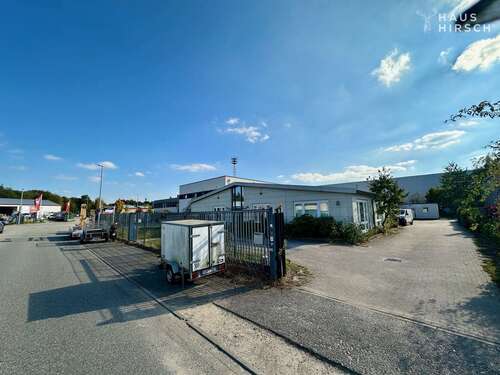 Foto - Halle in Schenefeld 3.226,50 € 342.5 m²