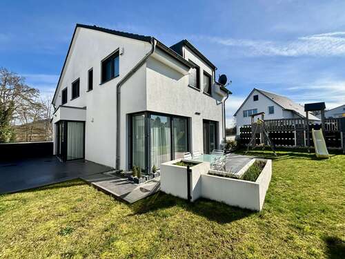 Foto - Haus zum Kaufen in Weinsberg 869.000,00 € 198 m²