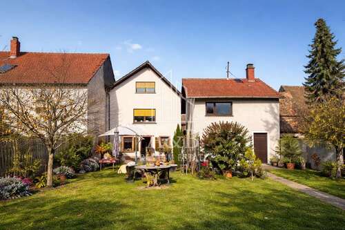 Foto - Haus zum Kaufen in Kirchheim an der Weinstraße 649.000,00 € 207.45 m²