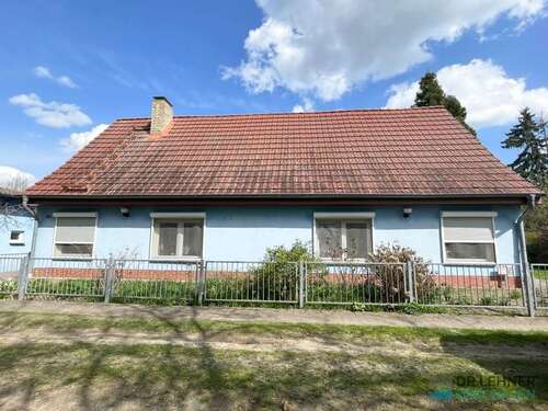 Foto - Haus zum Kaufen in Perleberg Rosenhagen 89.000,00 € 130 m²