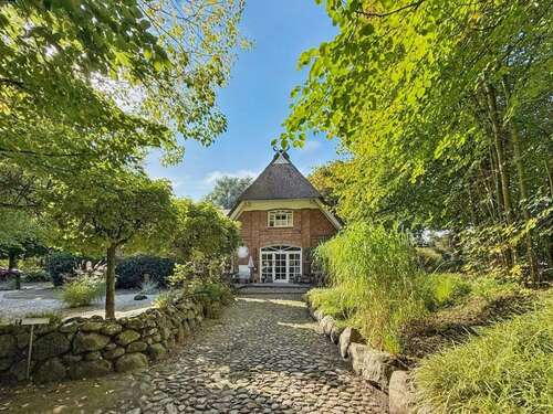 Foto - Haus zum Kaufen in Witzhave 1.590.000,00 € 680.44 m²