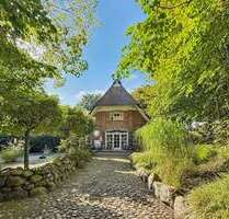 Haus zum Kaufen in Witzhave 1.590.000,00 € 680.44 m²