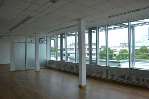 Foto - Büro in Stuttgart Bad Cannstatt Bad Cannstatt 2.562,50 € 205 m²