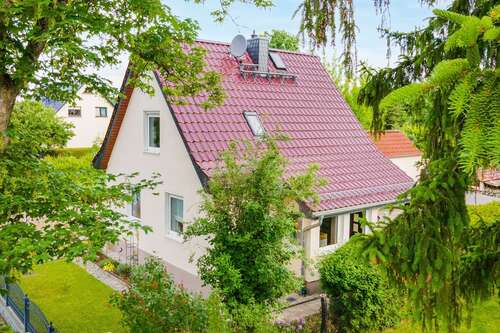 Foto - Haus zum Kaufen in Rehfelde 390.000,00 € 74.15 m²