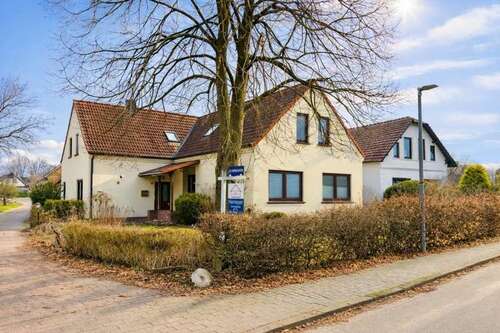 Foto - Haus zum Kaufen in Schwanewede 349.000,00 € 196 m²