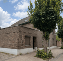 Haus zum Kaufen in Brüggen 85.000,00 € 257 m²
