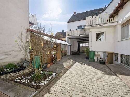 Foto - Haus zum Kaufen in Schöneck 689.000,00 € 287.73 m²