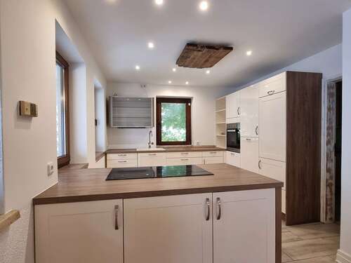 Foto - Haus zum Mieten in Erbes-Büdesheim 1.650,00 € 188 m²