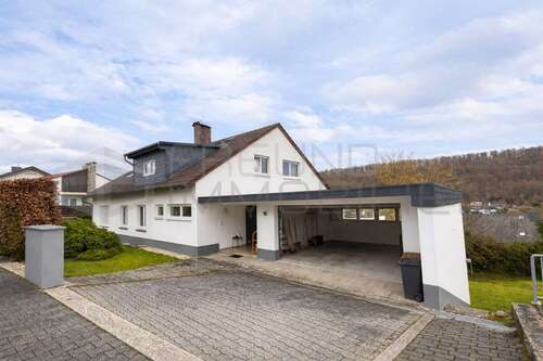 Foto - Haus zum Kaufen in Waldems 779.000,00 € 291 m²