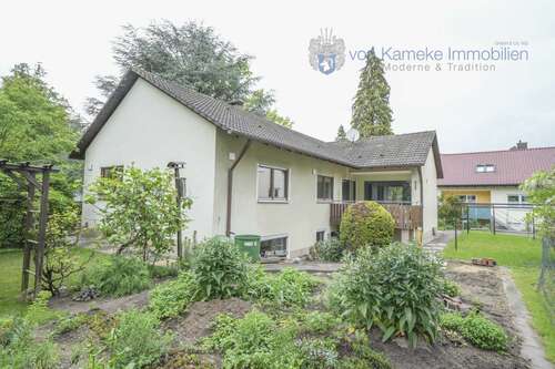 Foto - Haus zum Mieten in Erlangen 2.350,00 € 213 m²