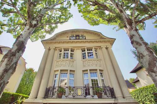 Foto - Haus zum Kaufen in Wiesbaden 3.200.000,00 € 400 m²
