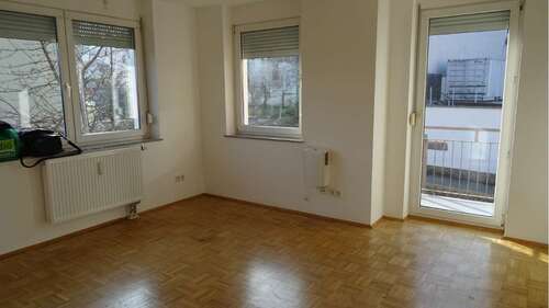 Foto - Wohnung zum Mieten in Dresden 225,00 € 24.5 m²