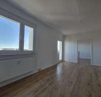 Wohnung zum Mieten in Halle 700,00 € 105.93 m²